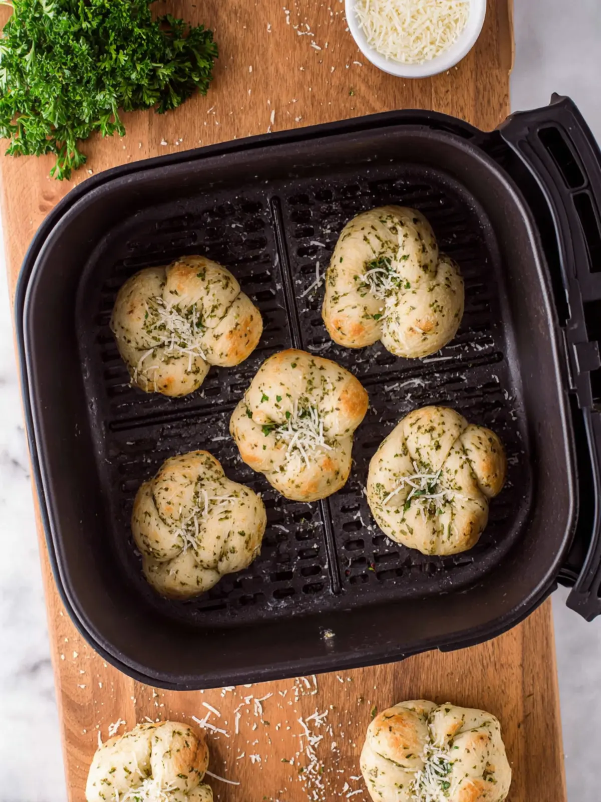 Air Fryer Garlic Knots