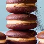 Whoopie pies tiramisu empilés au cacao