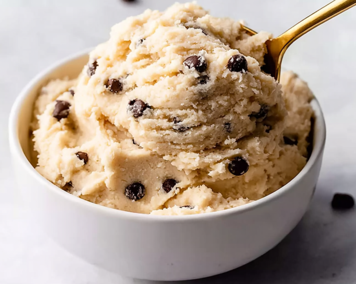 Chocolate chip cookie dough bowl