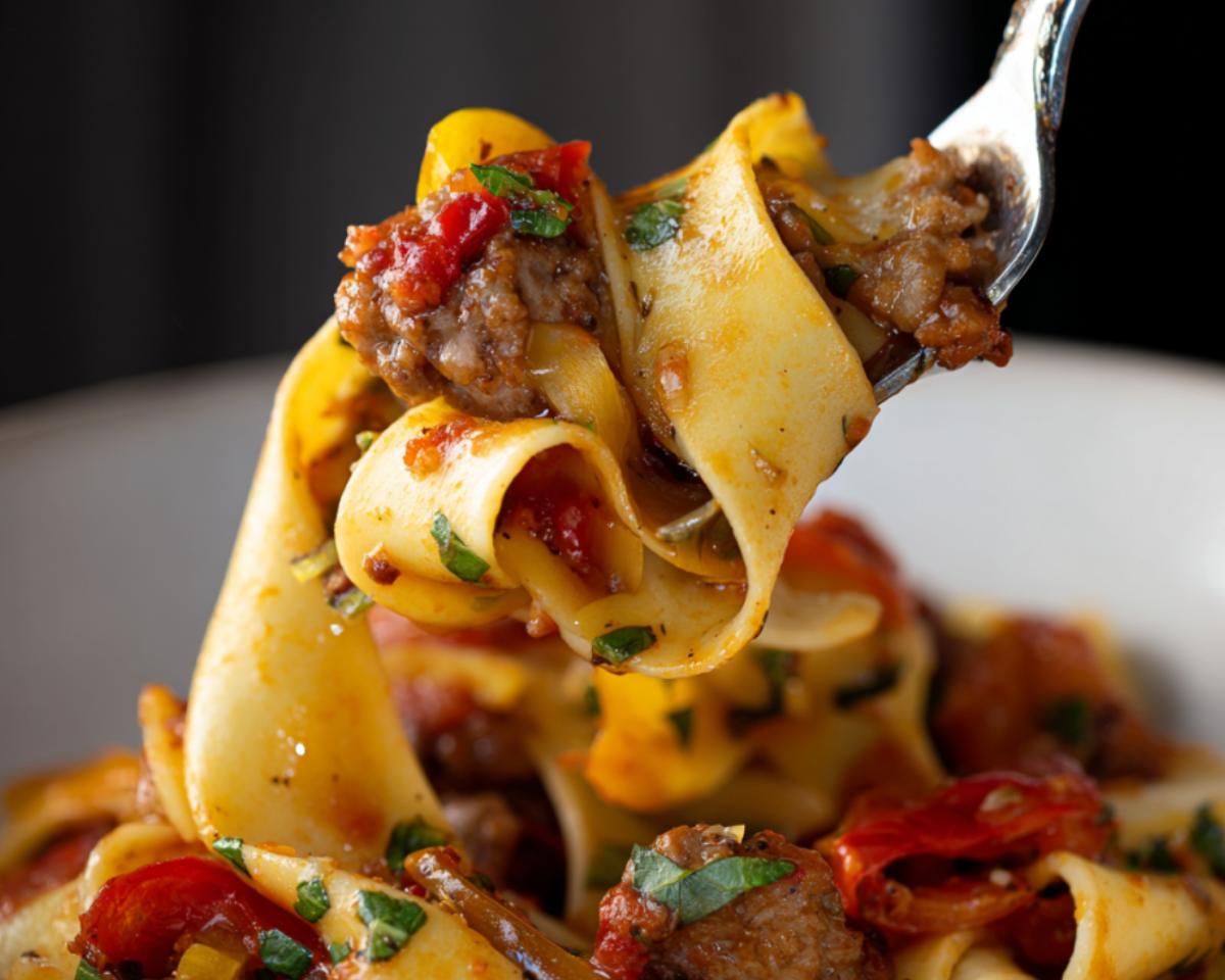 Fork lifting Italian drunken noodles